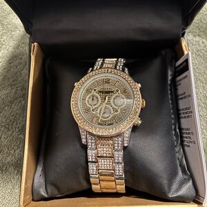 AKRIBOS XXIV women’s Swiss quartz dual time crystal accented two toned watch